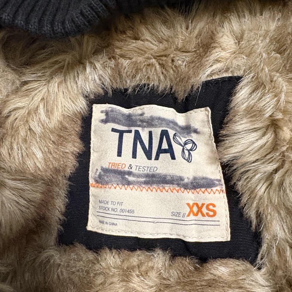 TNA Black Utility Jacket - Picture 3 of 7